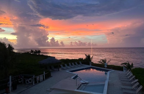 North Side Condo | Paradise Found Oceanfront Condo - Flexible Cancellation