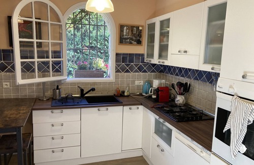 Tourrettes-sur-Loup House | Paradise in Provence- A Quiet Retreat (3BR) with Pool, Terrace, Barbecue, Garden