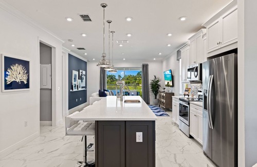 East Naples Villa | Paradise in naples, few mins from downtown, beaches, mercato .