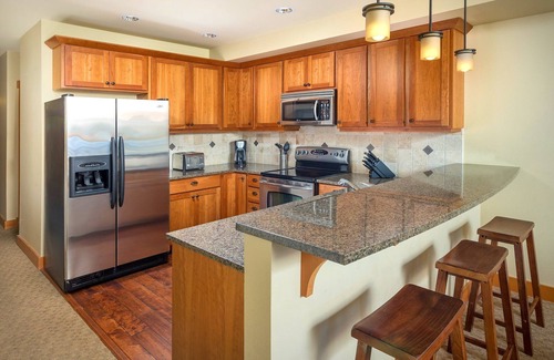 Chelan Resort | Paradise in the North West . YES !