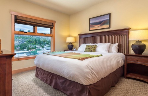 Chelan Resort | Paradise in the North West . YES !