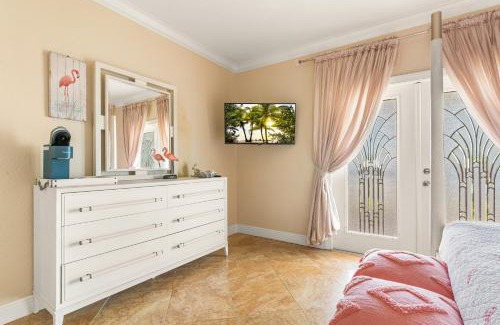 River Park Villa | Paradise in Time
