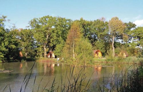 Storwood Resort | Paradise Lakeside Lodges
