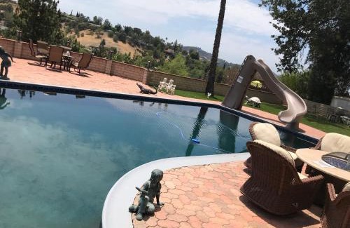 Woodland Hills House | paradise luxury experience