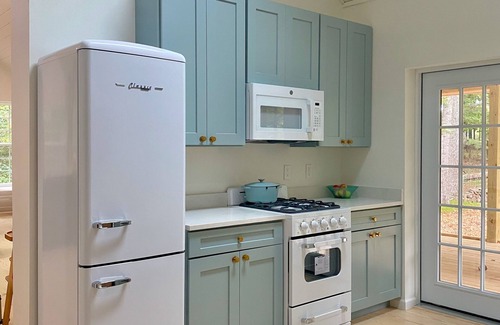 Signal Mountain House | Paradise Meadows Farmhouse- New, luxurious, Scandinavian styled home on 2 acres.