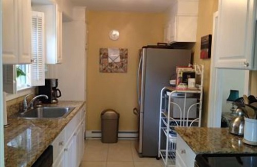 West Cape May House | "Paradise on Pacific", this Sat. to Sat. pet friendly rental sits on a lovely lot on quiet Pacific Ave.