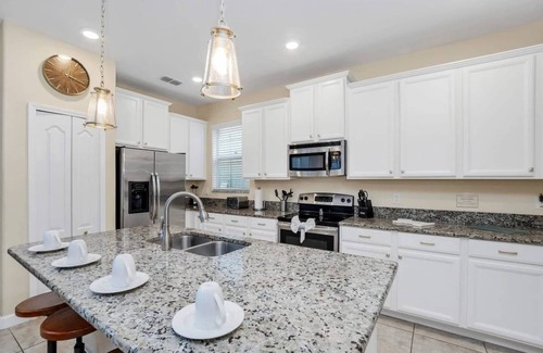 Lindfields Villa | Paradise Palms 5BR-5 Bath Villa,Pool,Spa, Game Room-Disney Kissimmee Area!