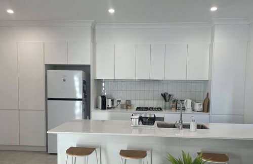 Lake Illawarra House | Paradise Palms Retreat