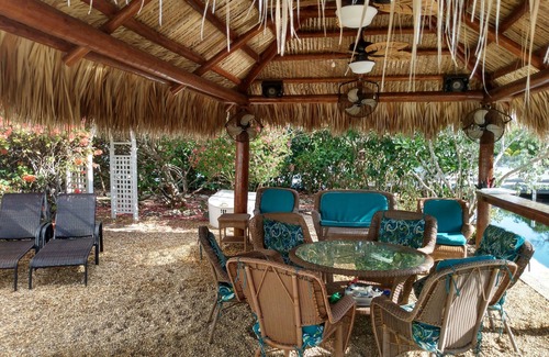 Key Largo House | Paradise Place with Tiki Hut, Boats, Kayaks, Paddleboards, Canoe, Bicycles