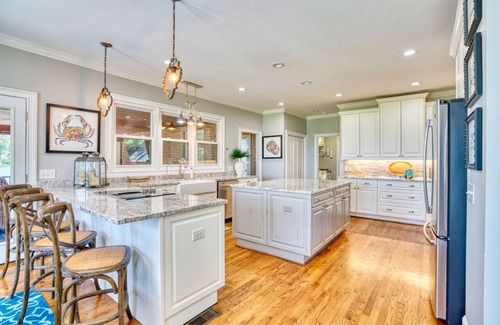 Chapin House | Paradise Pointe on Lake Murray