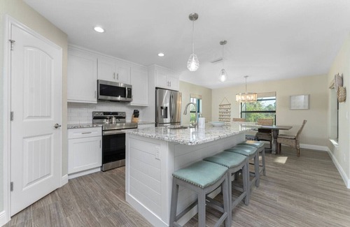 Rotonda Heights House | Paradise Pool Oasis Vacation Home in Rotonda