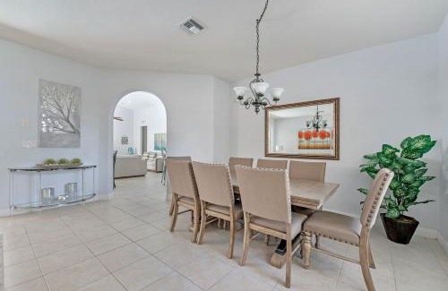 Central Naples House | Paradise Retreat Saltwater Luxury Pool with Hot Tub
