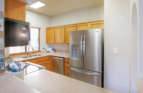 The Joshua Tree Condo | Paradise Valley Condo mins to Old Town, Camelback Mountain & Keirland Commons.