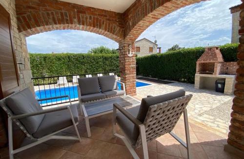Butkovici House | Paradise Villa Cassonni Istria 4 Stars