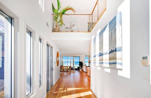 Salamander Bay House | Paradiso Beach House - luxury waterfront property, private retreat, swimming pool, outdoor dining