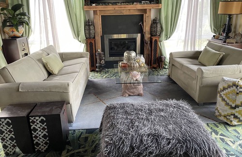 Moss Vale House | ‘Paradiso’ Home sleeps 8 guests