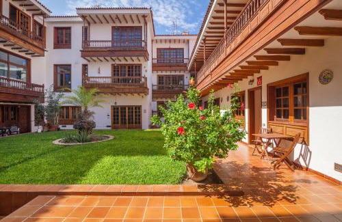 Los Gigantes Apartment | PARAISO BAMBOO - 2 bedrooms, 2 bathrooms, fibre net, heart of the Los Gigantes, tv channels