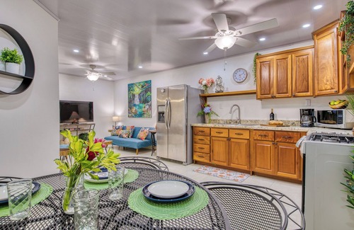 Tronadora Apartment | Paraiso Guest Suite, Mesmerizing Views, King Bed!
