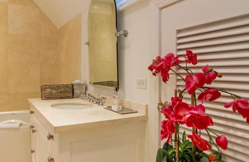Paradise Island House | Paraiso Townhouse