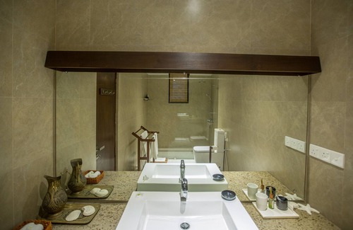 Weligama Hotel | Parangi Weligama Bay