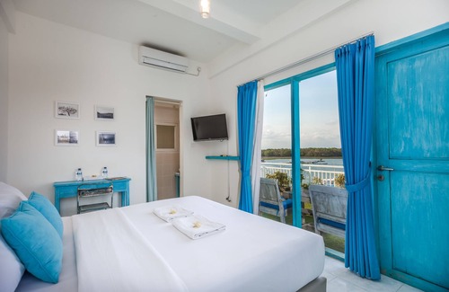 Tanjungbenoa Hotel | Paras Paros Marina Lodge