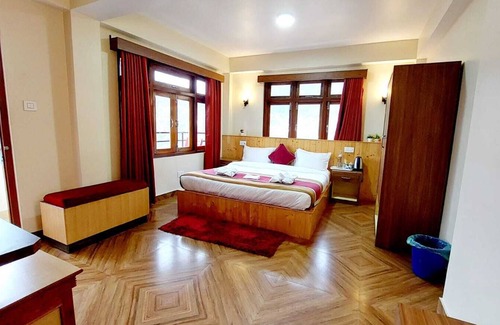 Gangtok Hotel | Parasol Inn Sikkim