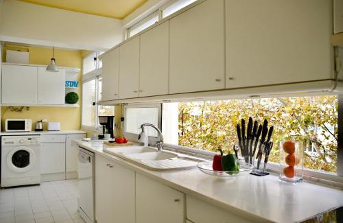Parede Apartment | Parede, Sun Beach