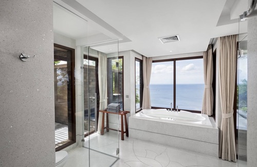 Kamala Resort | Paresa Resort Phuket