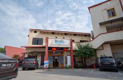 Lubok Buaya Hotel | Paretto Seaview Hotel