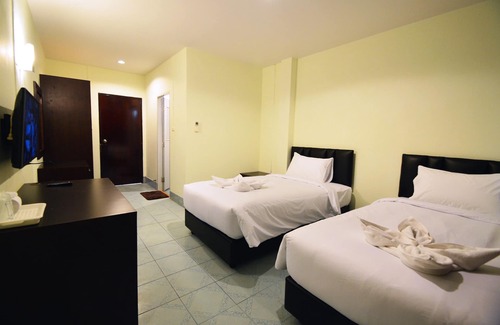 Nanai Road Hotel | Paripas Express Hotel Patong