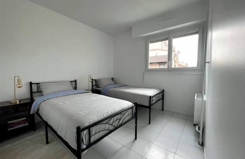 La Courneuve Apartment | Paris 19 Family Apartment