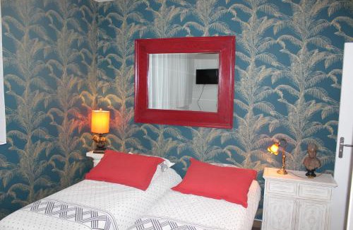 Malakoff House | PARIS de FLORE Stane