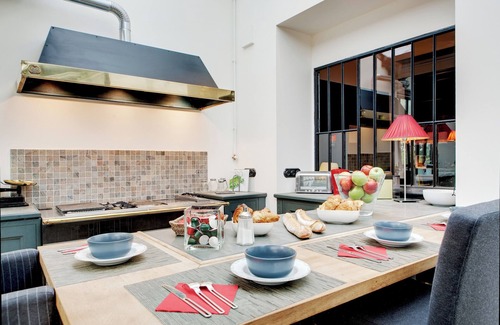 Croulebarbe House | Paris Green House residence