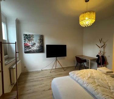 Hilden Cabin | Paris: Messe-/Business-/FeWo DUS