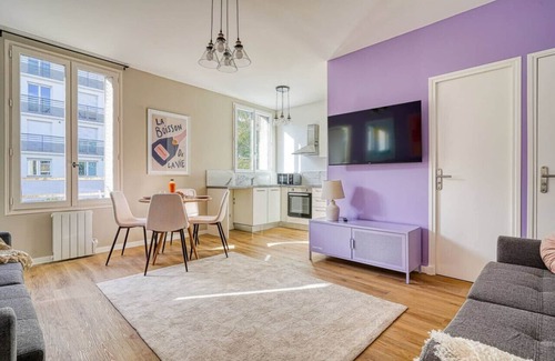 Petit-Ivry Apartment | Parisian apartment Porte d'Ivry