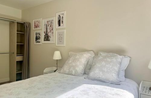 Montevrain Apartment | Parisian escape near Disney - Liz Appart