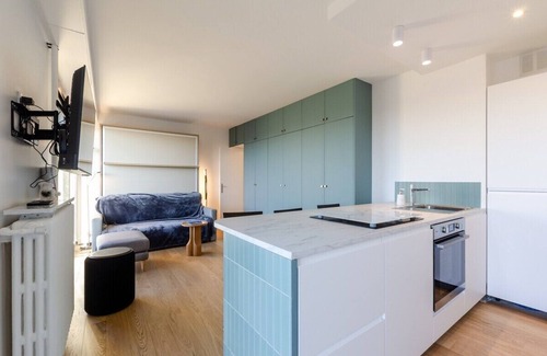 Quartier de la Salpetriere Apartment | Parisian Home | Studio | Bastille - Faubourg St Antoine