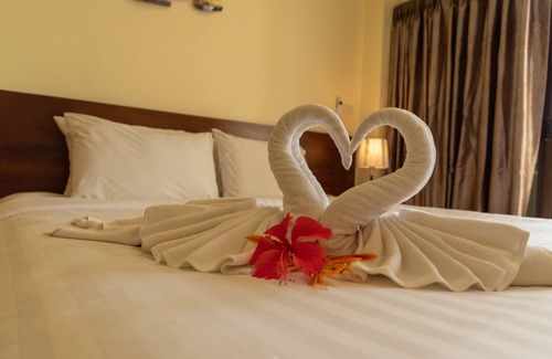 Phuket Hotel | Park 38 Hotel