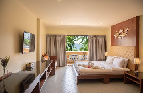 Phuket Hotel | Park 38 Hotel