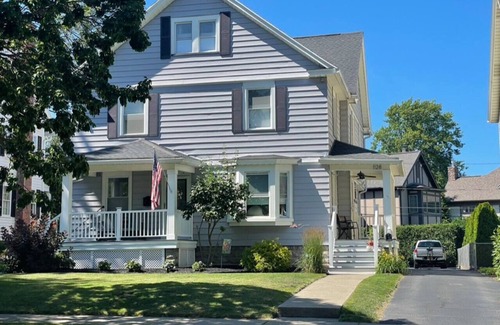 East Avenue Apartment | Park Avenue Residence - Historic 2-bed/2-bath