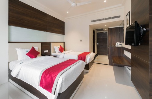 Masab Tank Hotel | Park Continental