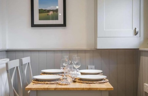Minchinhampton House | Park Cottage