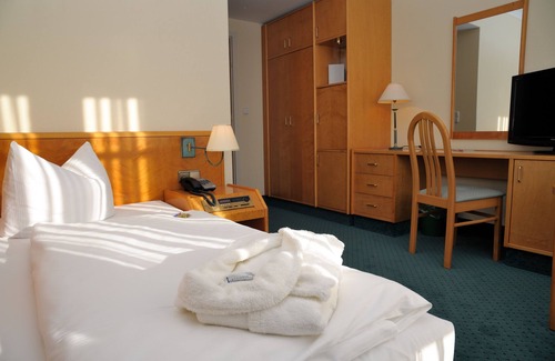 Neustrelitz Hotel | Park Hotel Fasanerie Neustrelitz