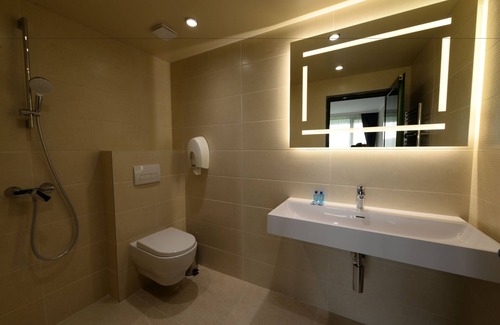 Veliko Tarnovo Hotel | Park Hotel RAYA Garden