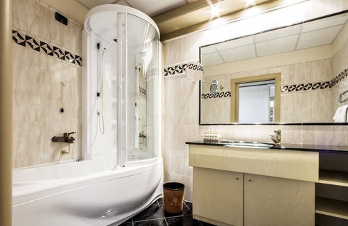 Gardone Riviera Hotel | Park Hotel Ville Montefiori