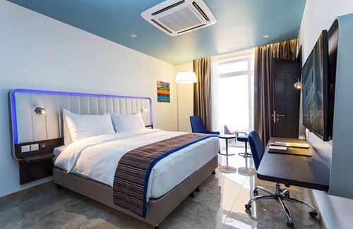 Duqm Hotel | Park Inn by Radisson Hotel & Residence Duqm