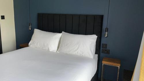 Abergavenny House | Park Lane Rooms