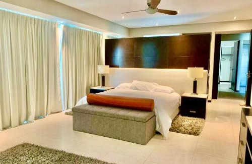 North Hotel Zone Apartment | Park Life Península