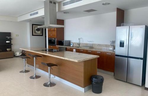 North Hotel Zone Apartment | Park Life Península