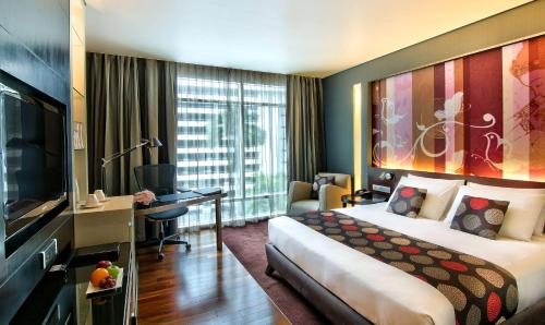 Bangkok Central Business District Hotel | Park Plaza Bangkok Soi 18